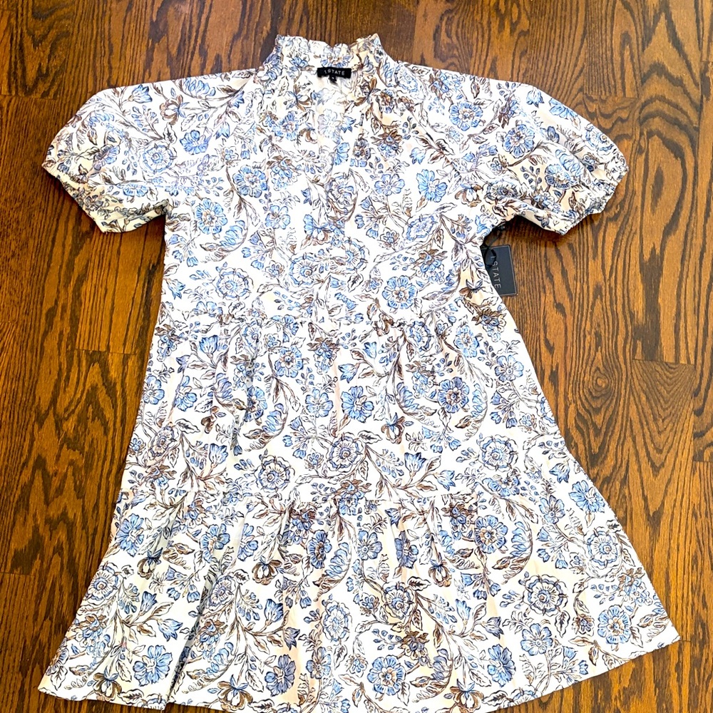 NWT Floral Tiered Mini Dress in Blue and white